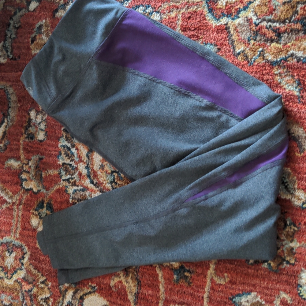 Gaiam grey and purple leggings Size Large